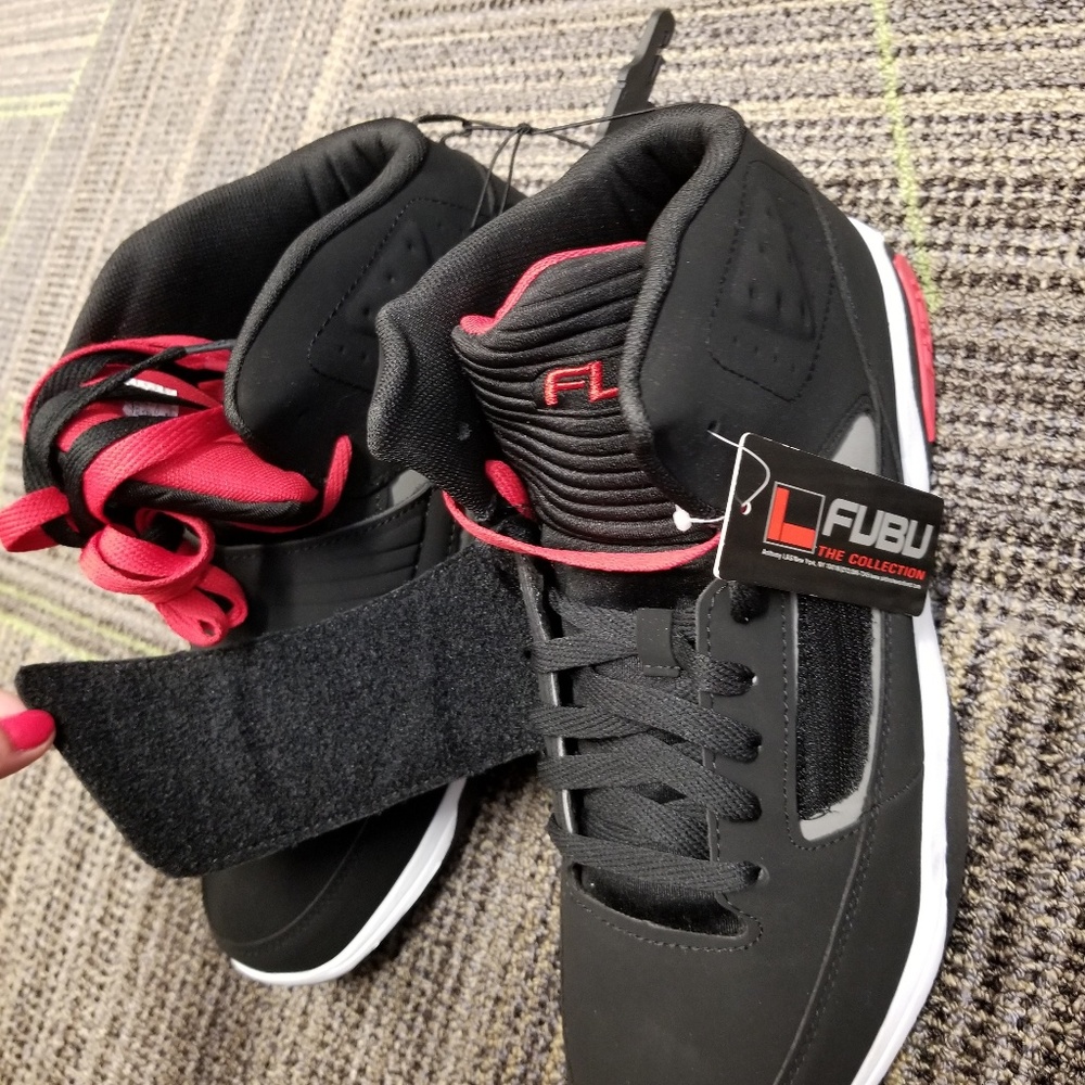 New Men shoes size 12